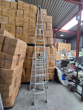 Systeem trap 4 delen tbv glazenwassers Heica Leitern